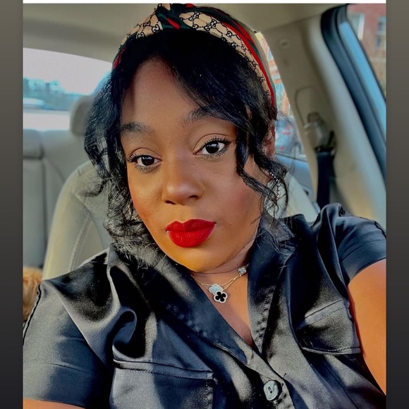 Meet your ✨Posh Ambassador✨ , Ma'chae! - Picture 2 of 2